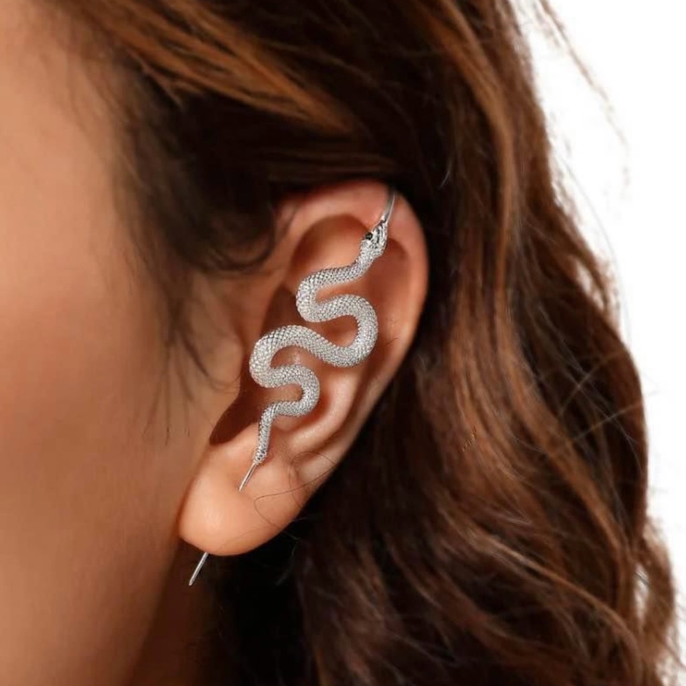 Snake earring - Picture 2 of 3
